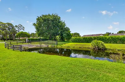 12720 Spinnaker Lane, Wellington – sold