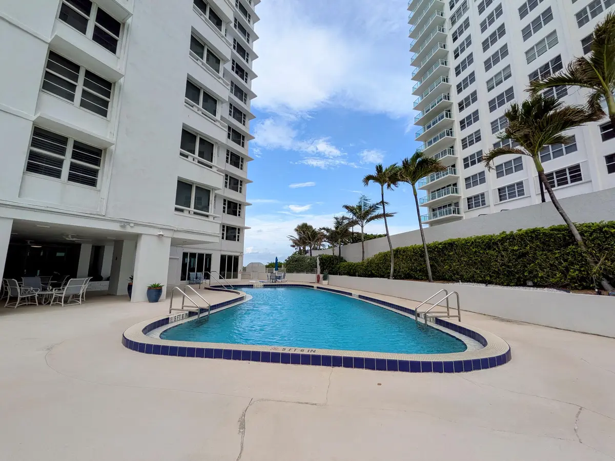 Pool at 3600 Galt Ocean Drive 4c, Fort Lauderdale
