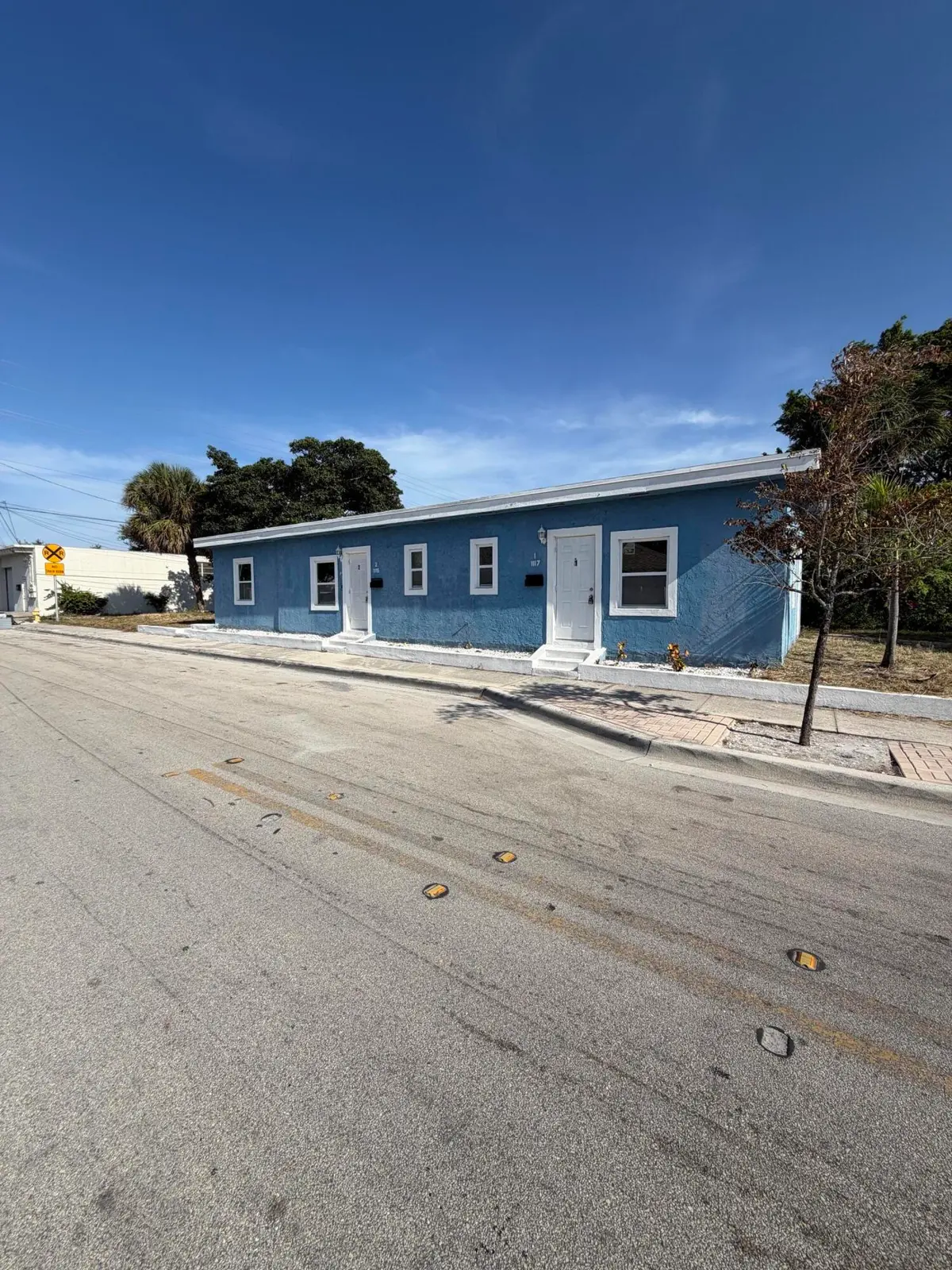 IMG_1436 at 1117 3rd Avenue 1, Lake Worth Beach