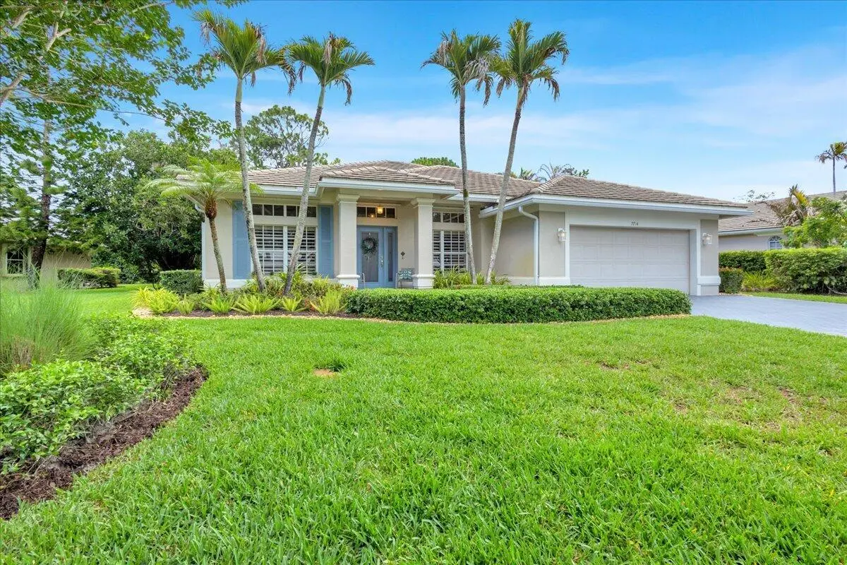 14-GG3A1255 at 7714 SE Mammoth Drive, Hobe Sound