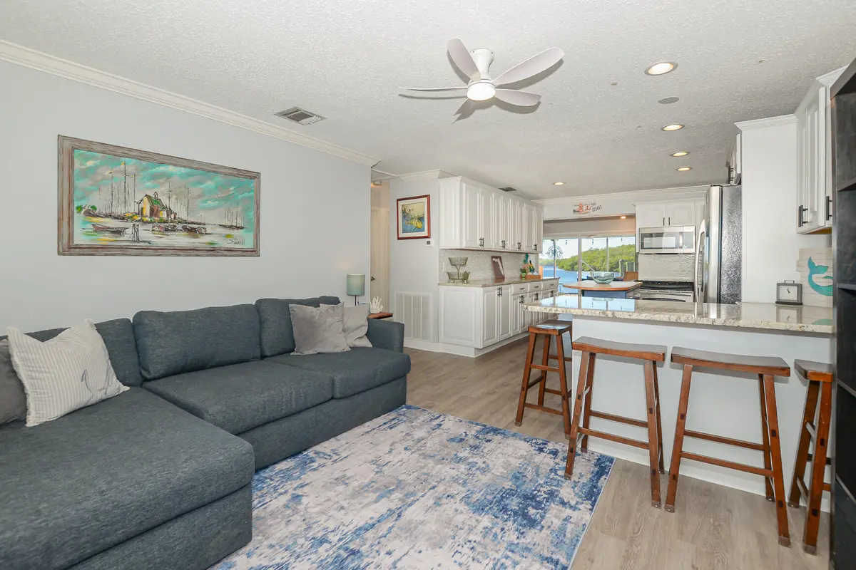 LR-6974 at 110 SW Hideaway Place, Stuart