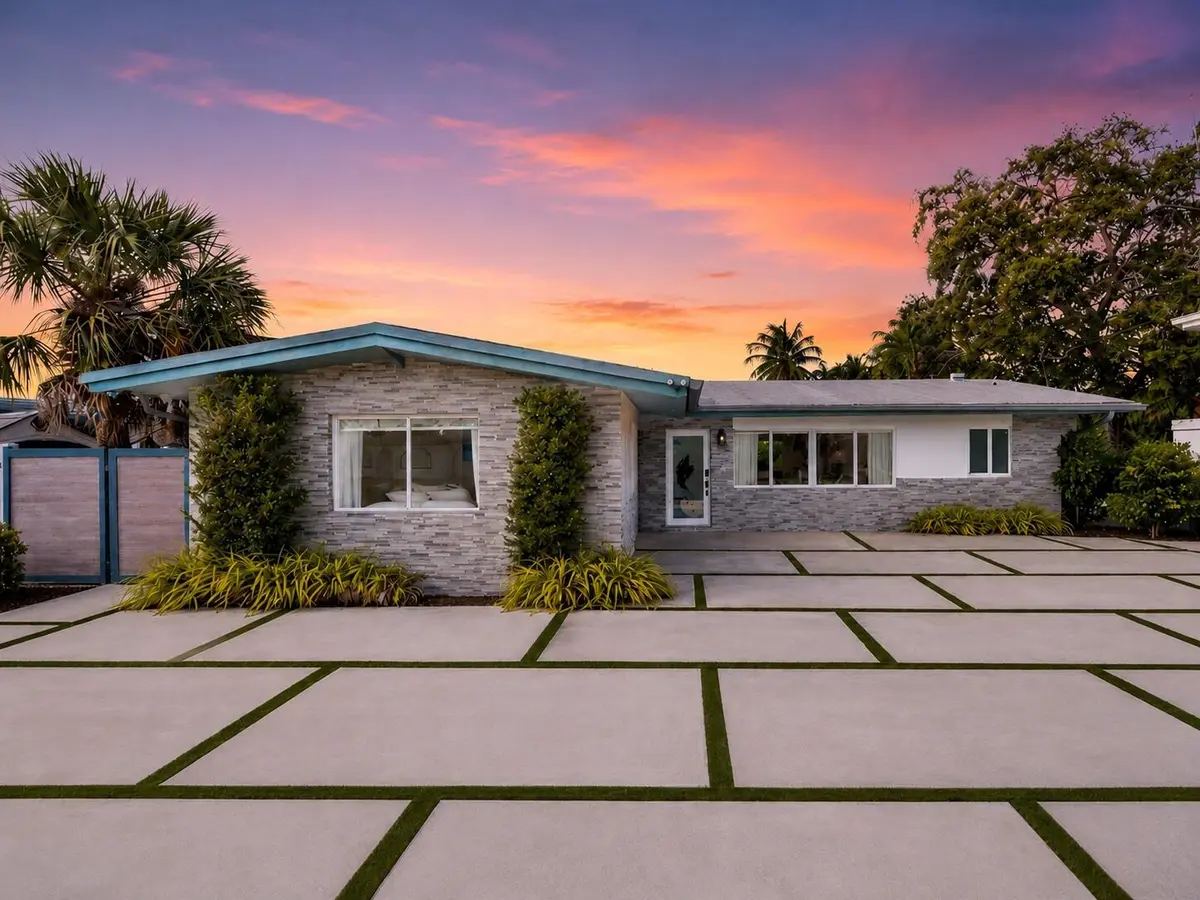 sunset photo front at 2419 Marathon Lane, Fort Lauderdale