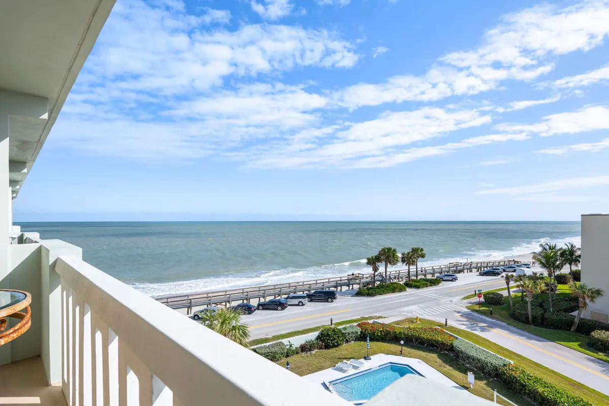 21-web-or-mls-4049 Ocean Dr 505--24 at 4049 Ocean Drive 505, Vero Beach