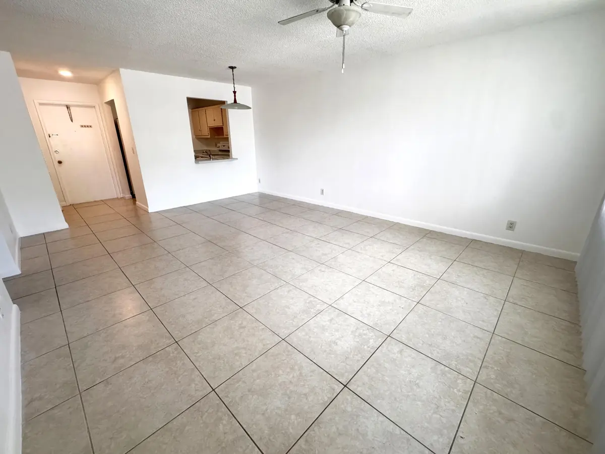 IMG_3307 at 500 SE 2nd Avenue 22, Deerfield Beach