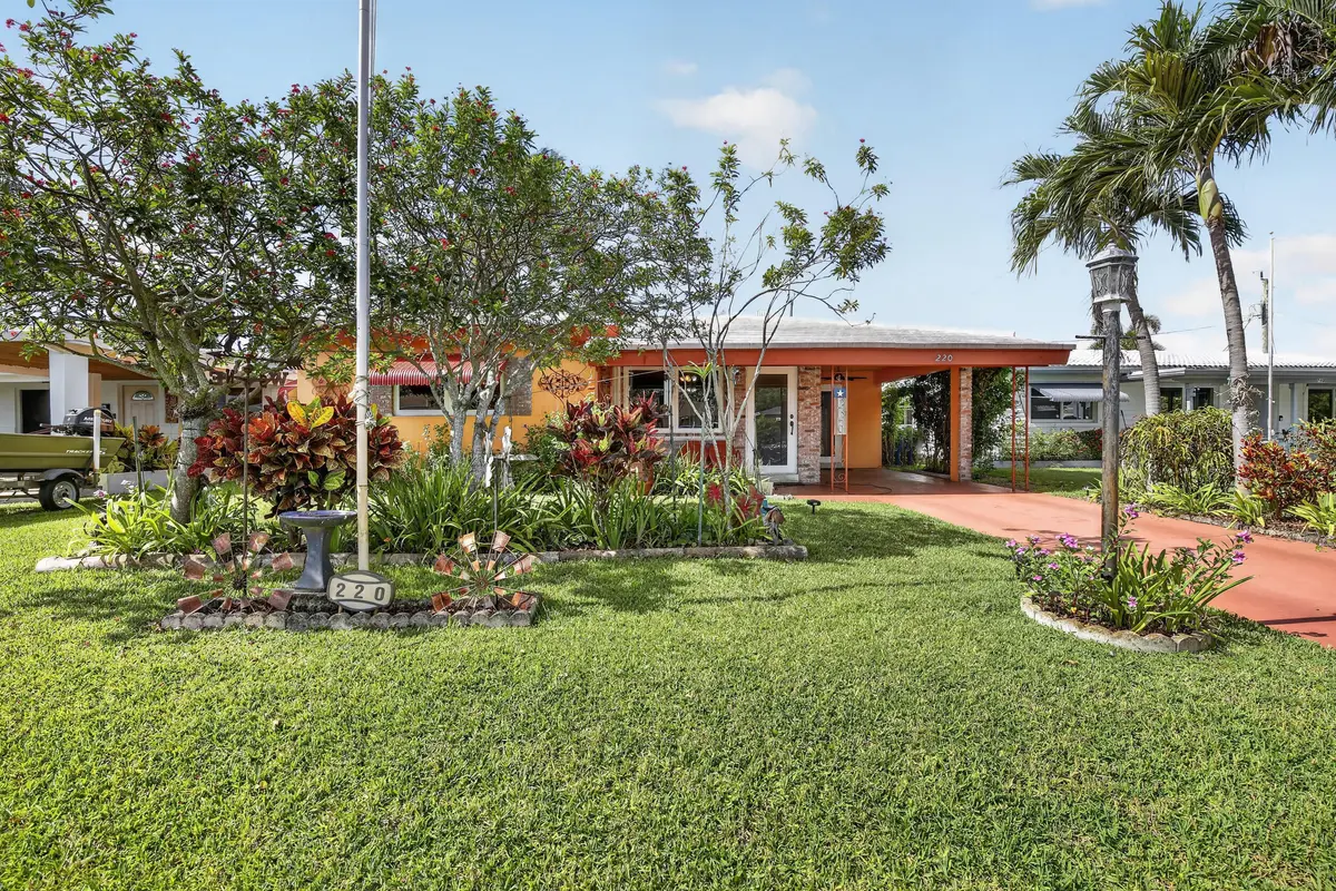 2-print-_A7A9446 at 220 NW 48th Street, Oakland Park