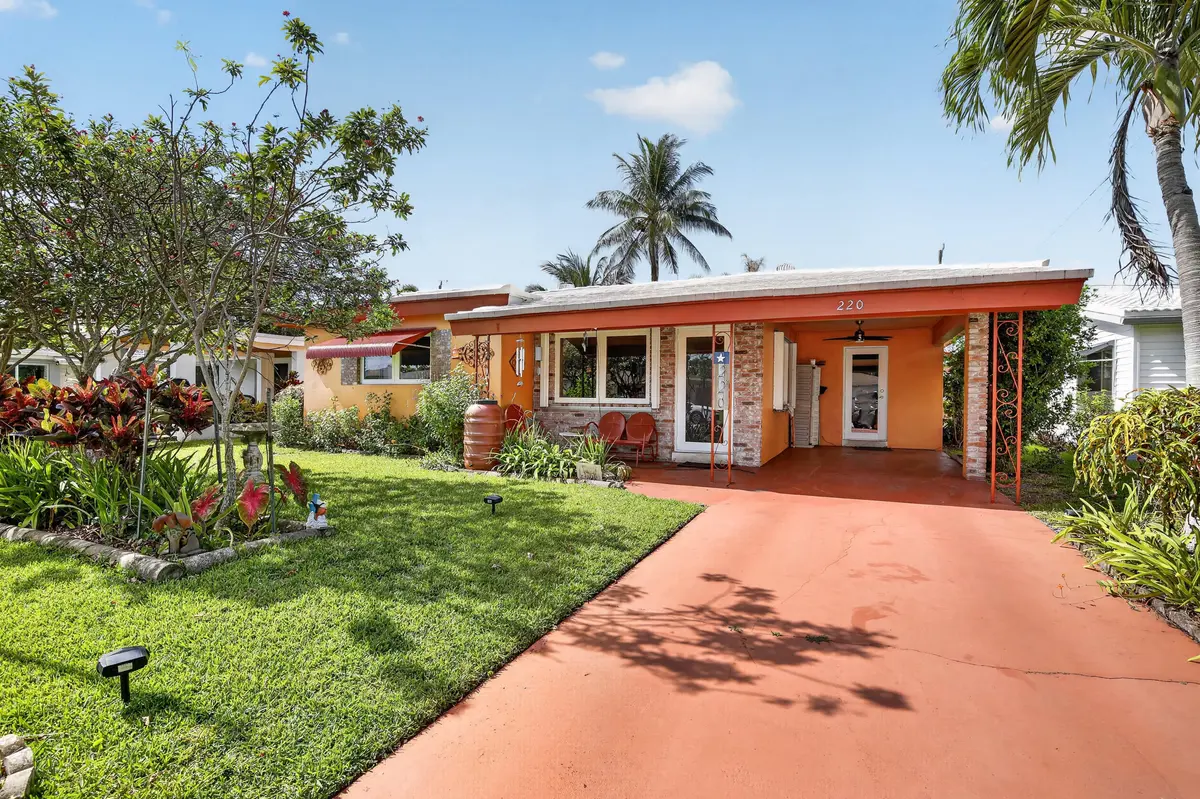 Front at 220 NW 48th Street, Oakland Park