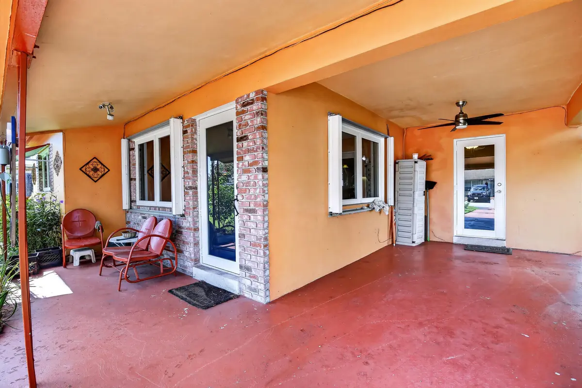 4-print-_A7A9455 at 220 NW 48th Street, Oakland Park