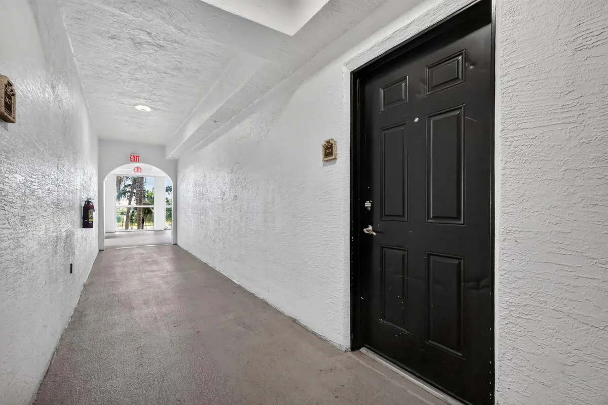 1-web-or-mls-_14A0004 at 1660 Renaissance Commons Boulevard 2424, Boynton Beach