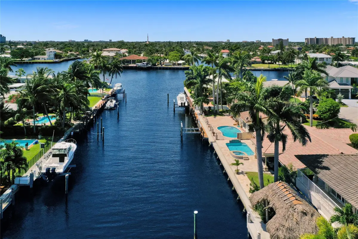 Photo 6 at 3230 S Terra Mar Drive, Lauderdale-By-The-Sea