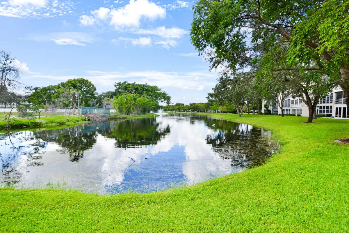 2102-11 at 2101 Lucaya Bend D4, Coconut Creek