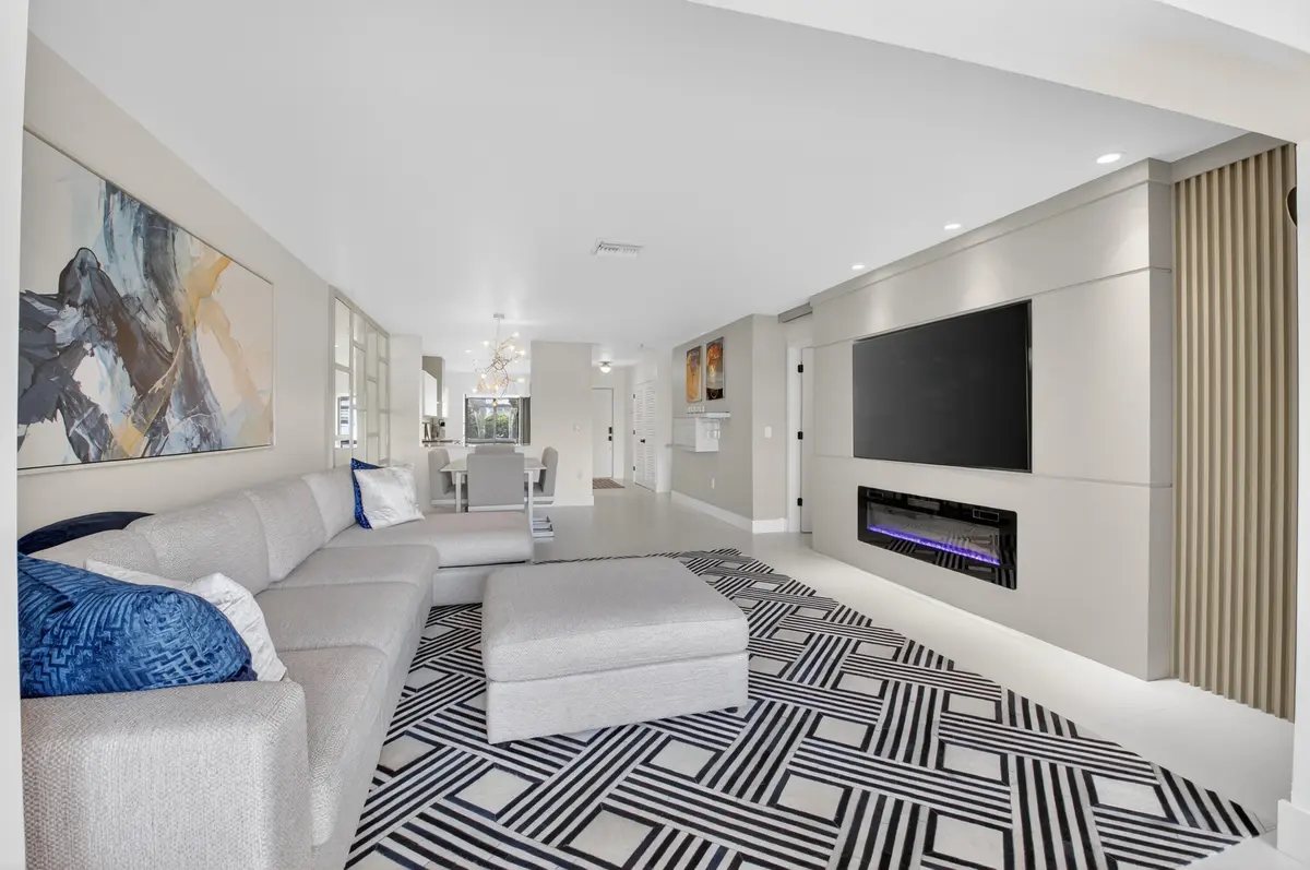 Great Room at 23 Southport Lane D, Boynton Beach