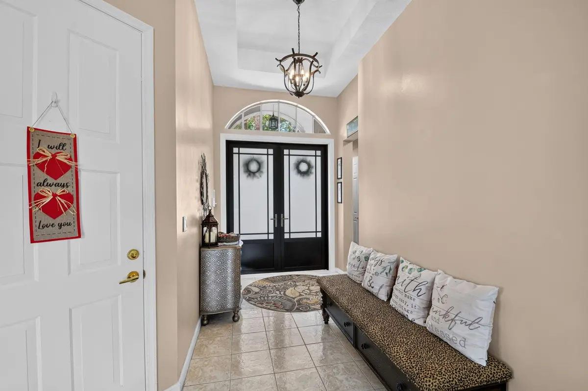 entryway at 2142 Balsan Way, Wellington