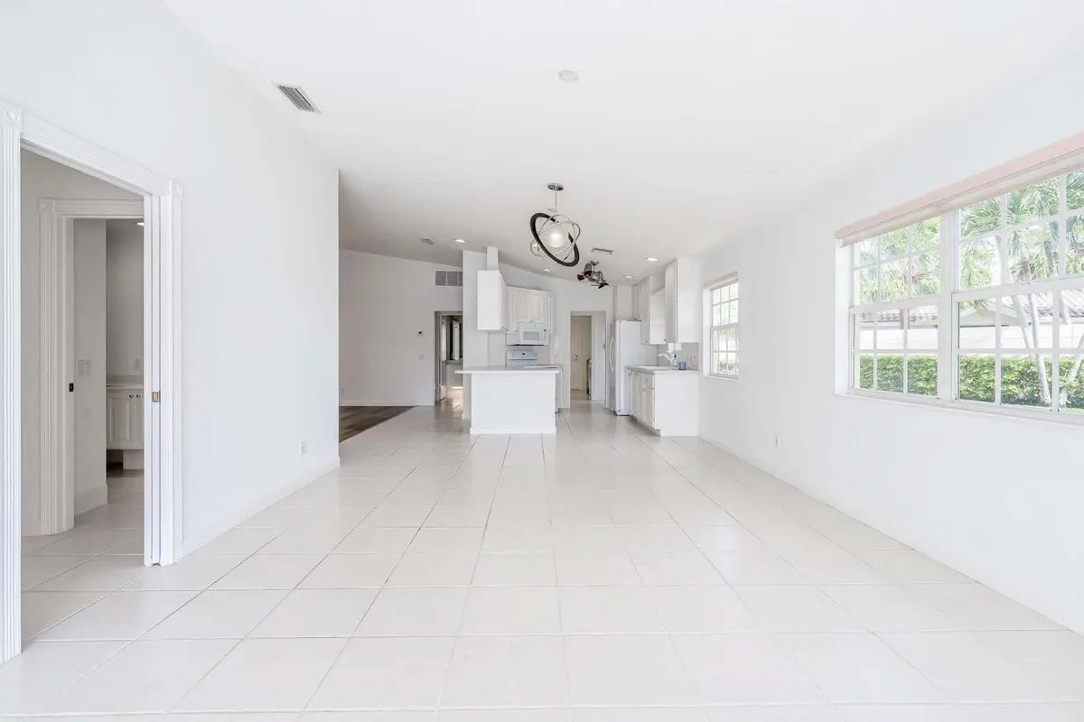 20241023120707346387000000-o at 8270 Eleuthera Lane, Wellington