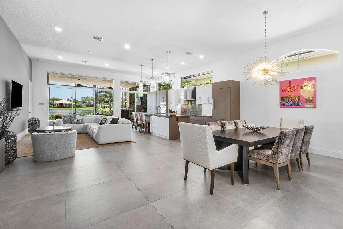 Contemporary Open Floorplan at 105 Island Cove Way, Palm Beach Gardens