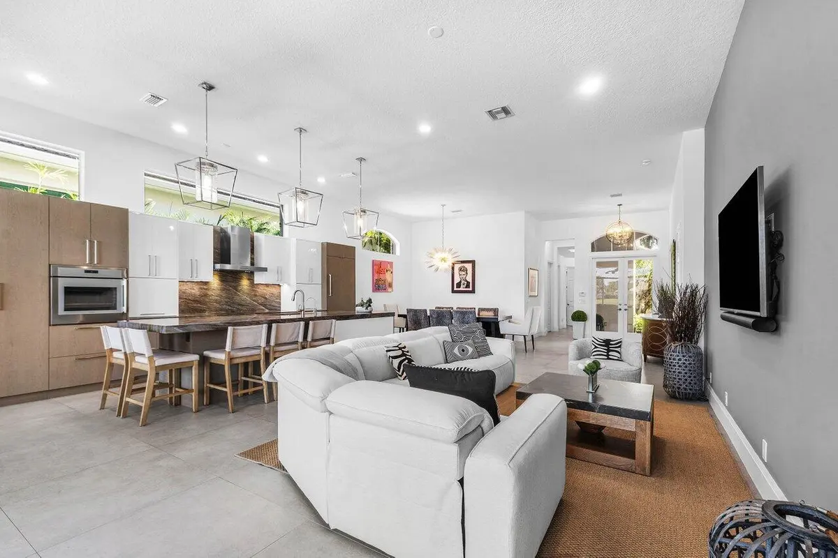 Seamless Blending of Living Areas at 105 Island Cove Way, Palm Beach Gardens