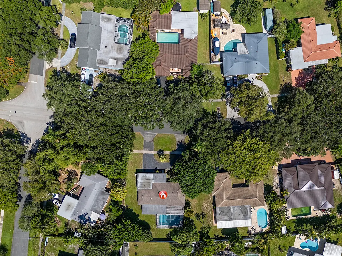 521 SW 59th st - - 006 at 521 SW 59th Avenue, Plantation