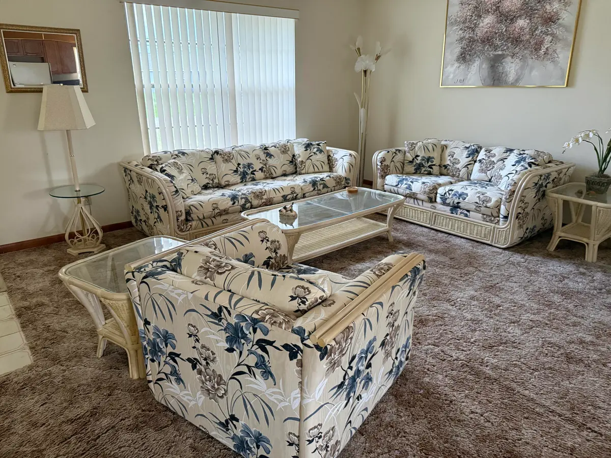 IMG_5439 at 529 SW Violet Avenue, Port St. Lucie