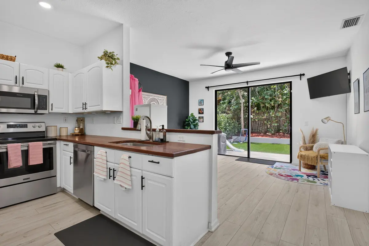 19-web-or-mls-5809-3426 at 5809 Eagle Cay Lane, Coconut Creek