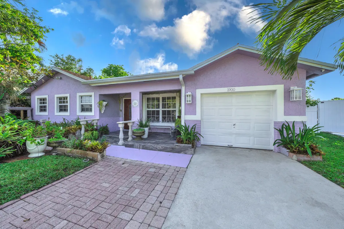1 Exterior Front (3) at 1900 SW 87th Avenue, North Lauderdale