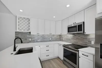2101 21st Way, West Palm Beach – Townhouse for rent