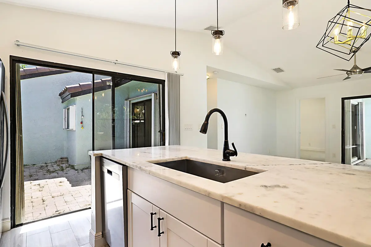 22354 Pineapple Walk Drive, Boca Raton, FL – photo 6