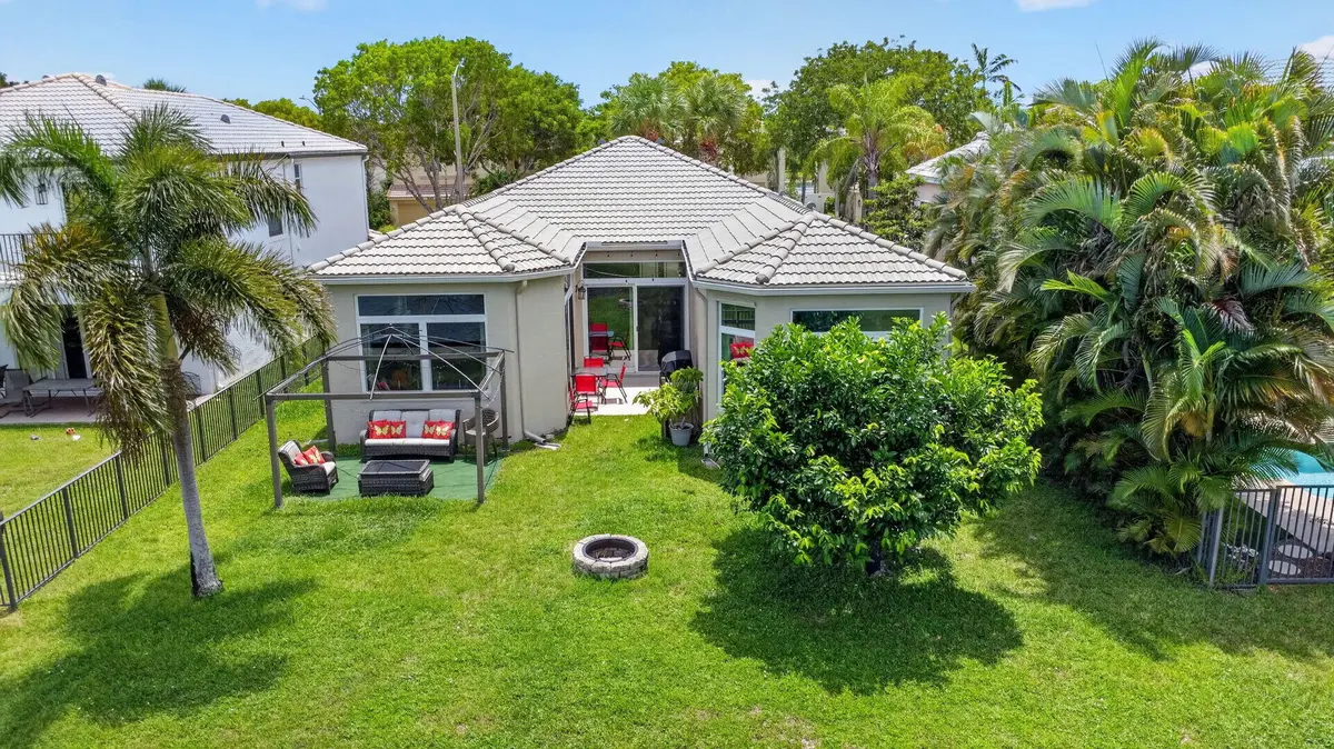 aerial at 2142 Balsan Way, Wellington