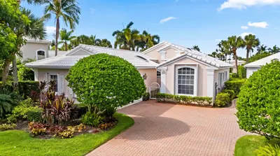 3878 N Longview Drive, Jupiter – Single Family Residence for sale