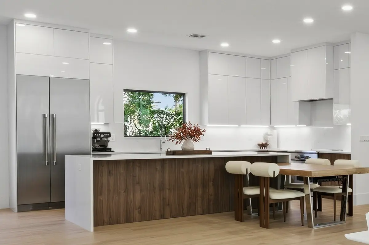 KITCHEN at 2557 Seminole Circle, West Palm Beach