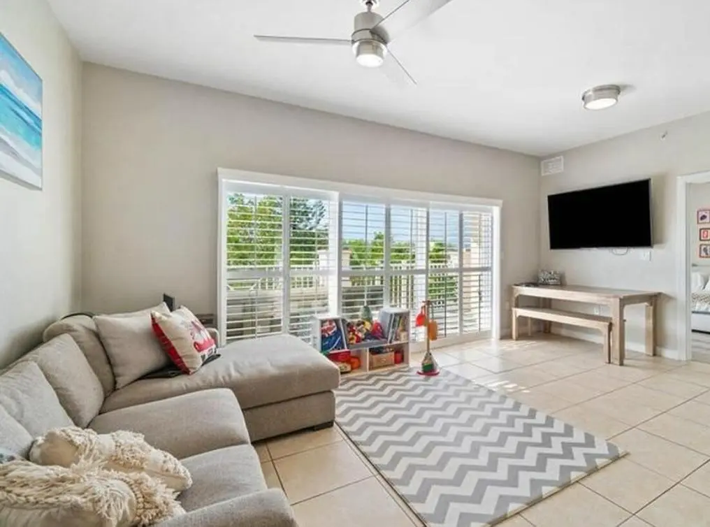 1931 NE 2nd St, Unit 305 at 1931 NE 2nd Street 305, Deerfield Beach