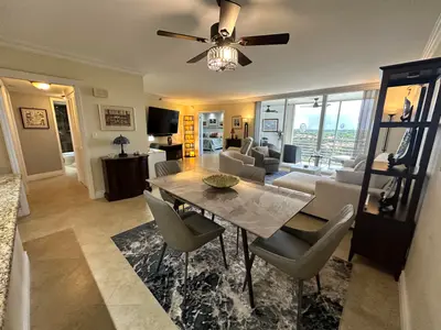 3507 Oaks Way 905, Pompano Beach – sold