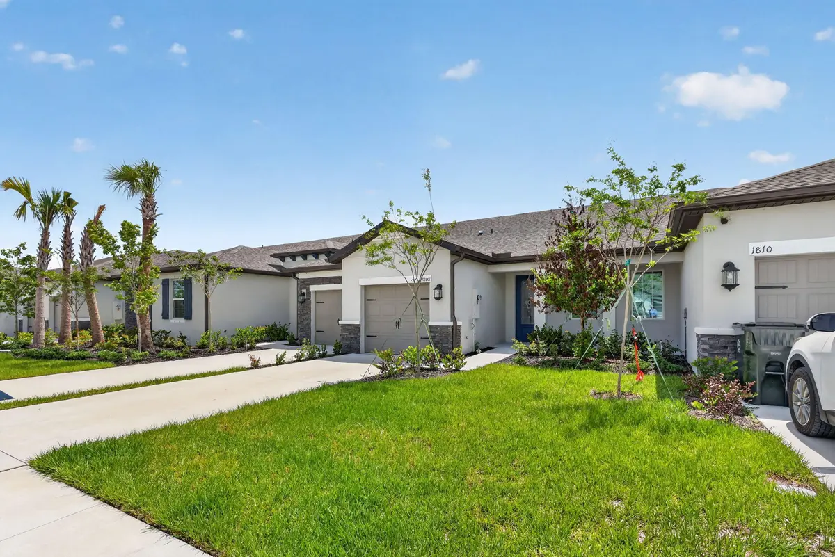 3-web-or-mls-5P1A9669 at 1808 Gaiety Way, Fort Pierce