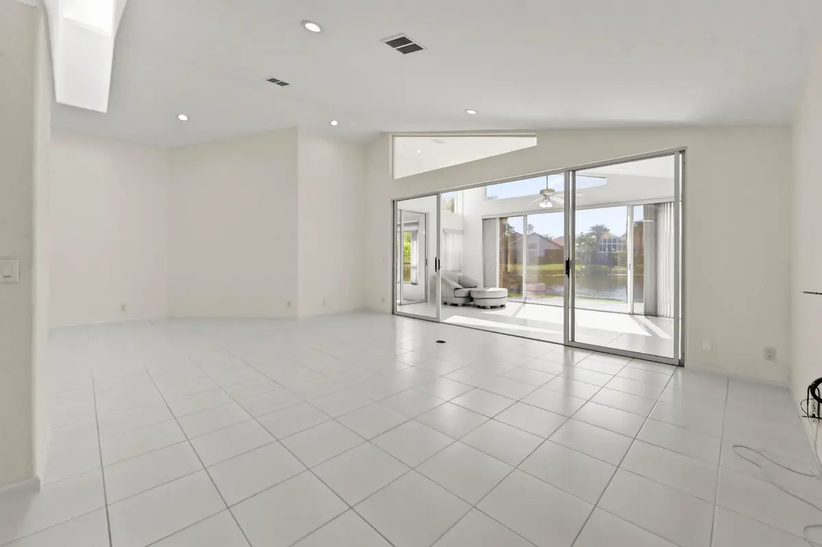 14 Family room 04 at 6226 Water Lilly Lane, Boynton Beach