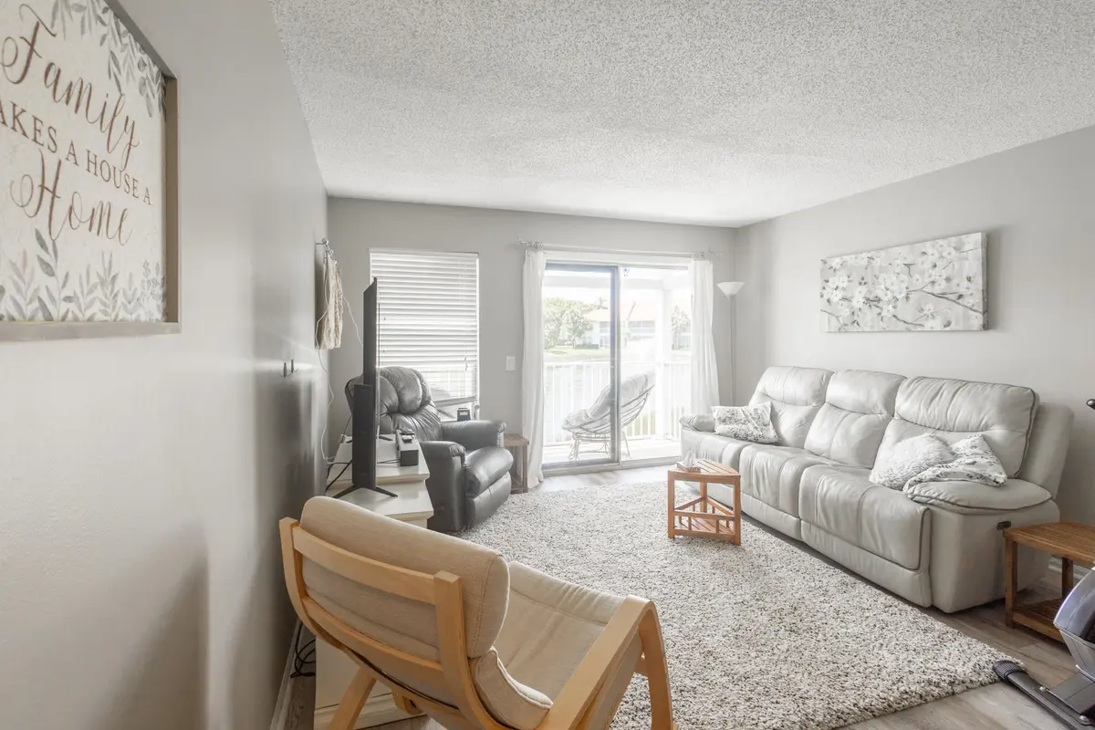 16-Living Room at 184 Cypress Point Drive 184, Palm Beach Gardens