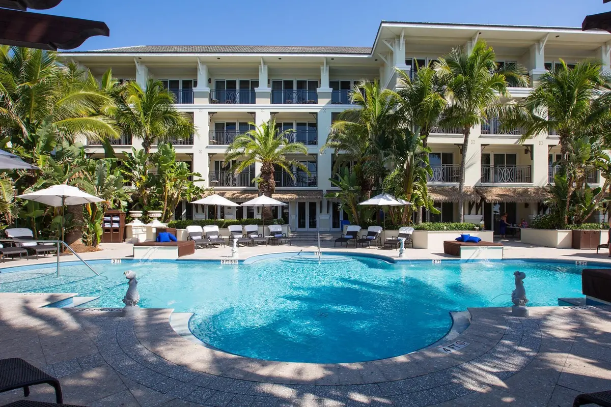 Penthouse Unit - Vero Beach Hotel and Re at 3500 Ocean Drive 228, Vero Beach