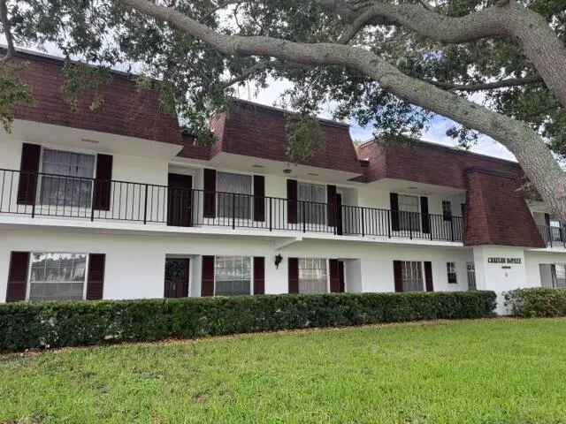 10040 Meridian Way #102 (Front1) at 10040 Meridian Way 103, Palm Beach Gardens
