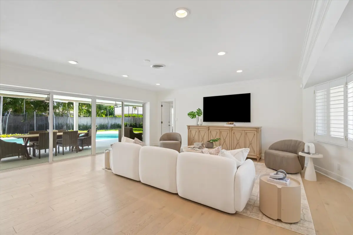 02_beyc6a456cd9a28d3 at 2889 NE 26th Street, Fort Lauderdale