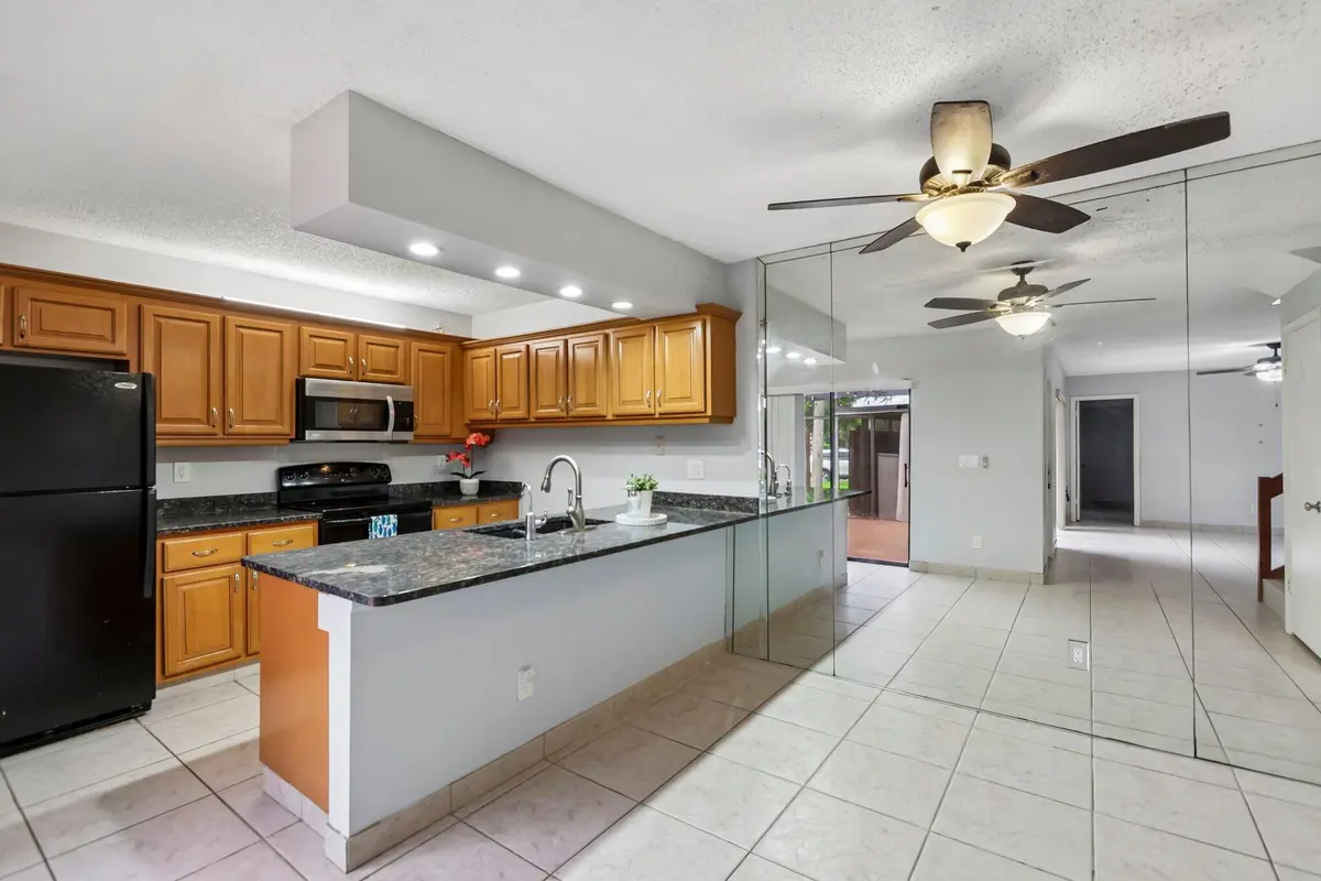 18-web-or-mls-SW 118th Ter-S0107-018 at 1176 SW 118th Terrace, Davie