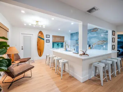 418 N Palmway, Lake Worth Beach – Single Family Residence for sale