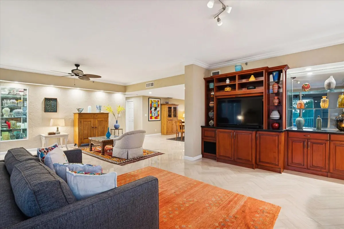 Photo 3 at 4112 W Palm Aire Drive 124a, Pompano Beach
