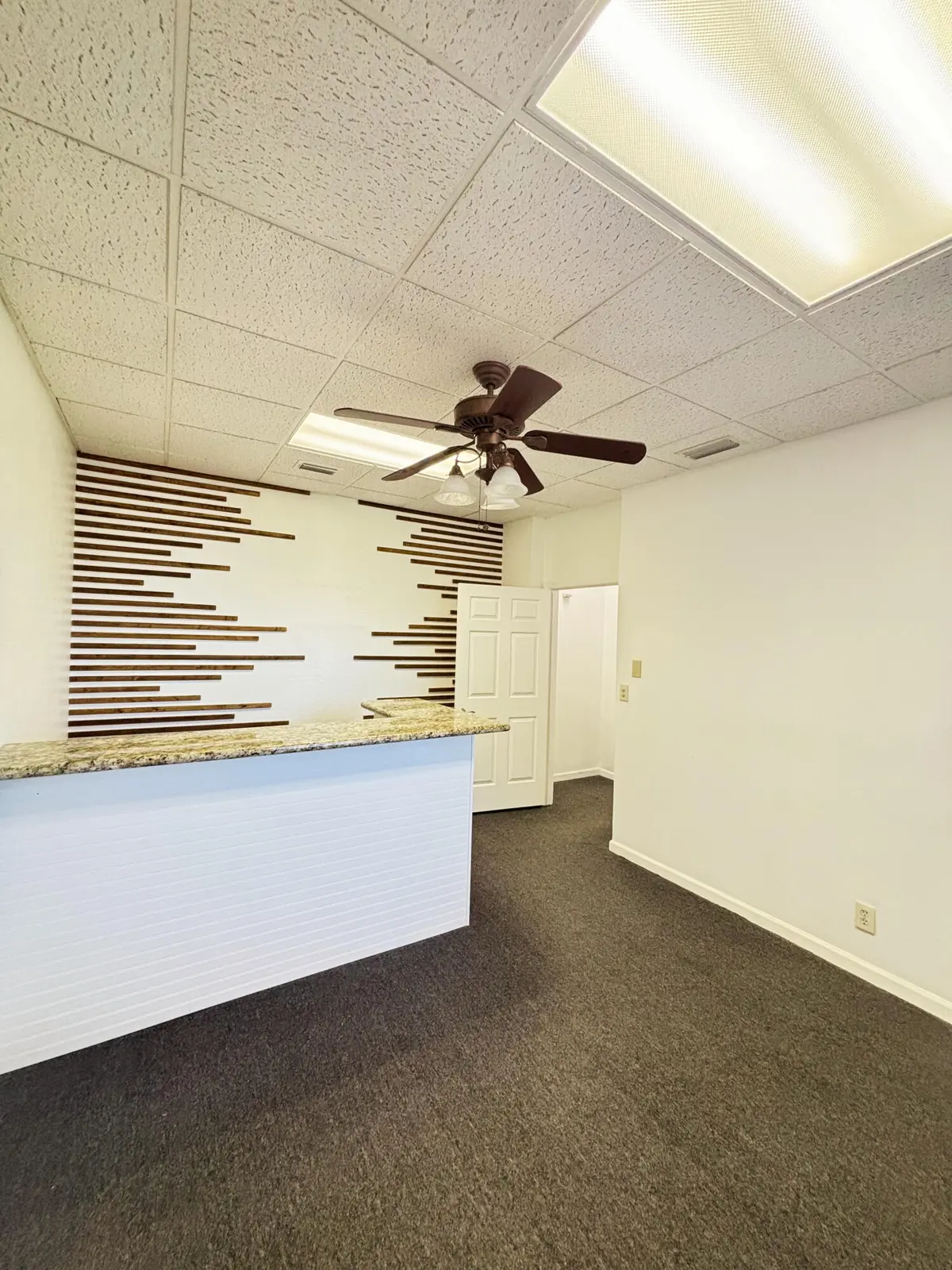 Front desk at 3003 S Congress Avenue 1a, Palm Springs