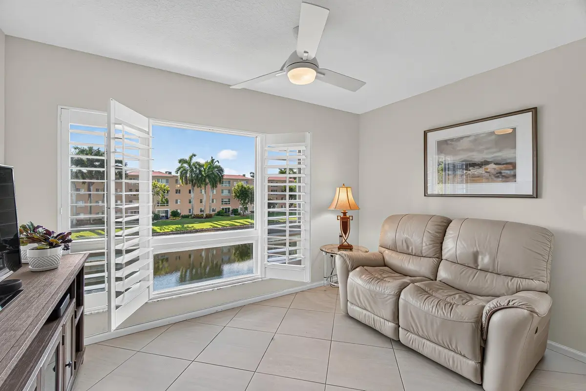 FLORIDA ROOM at 12540 Majesty Circle 303, Boynton Beach