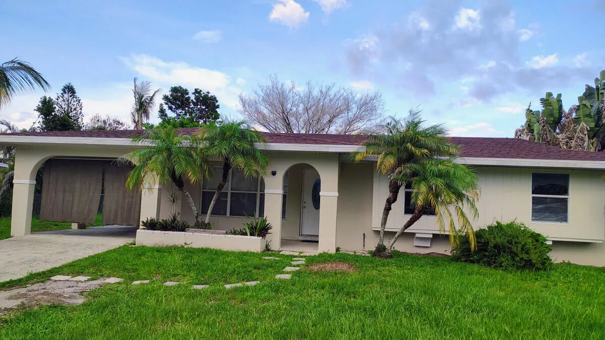 10000028411jpg at 884 SE Solaz Avenue, Port St. Lucie