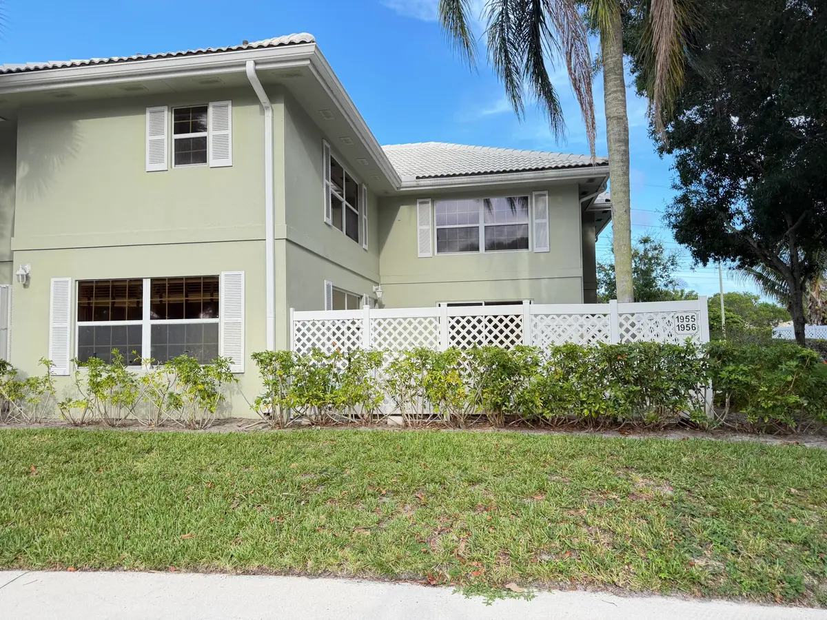 1956 Hartford Court, West Palm Beach, FL – photo 3