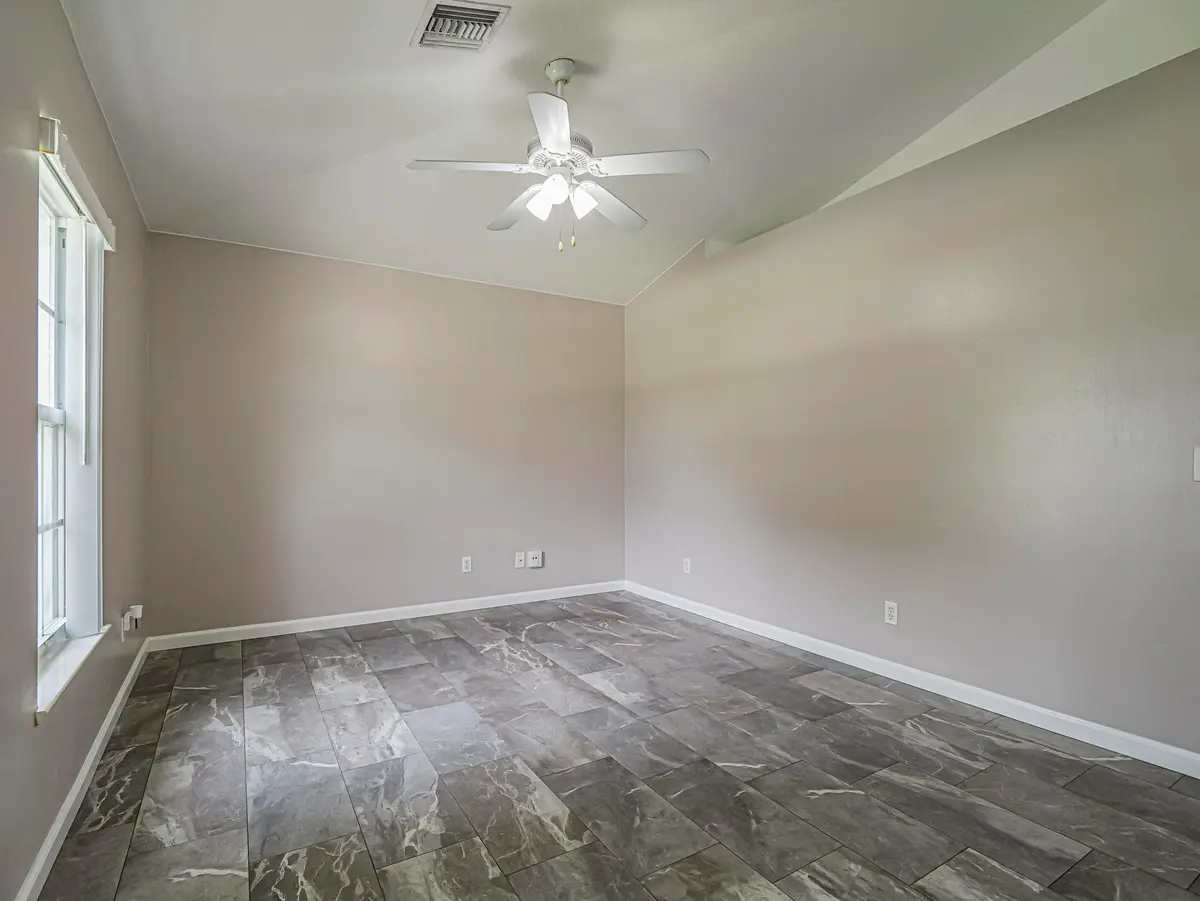 1456 25th Court, Vero Beach, FL – photo 5