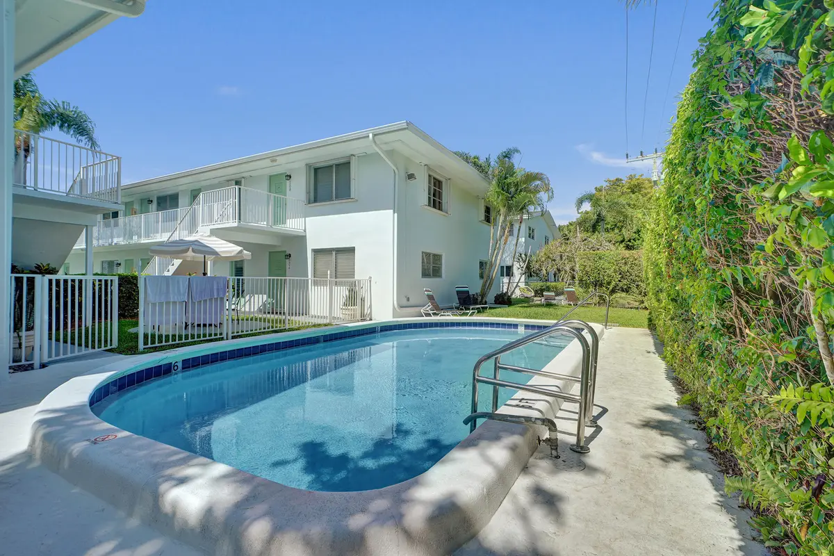 DSC00749 at 2050 NE 39th Street 101, Fort Lauderdale