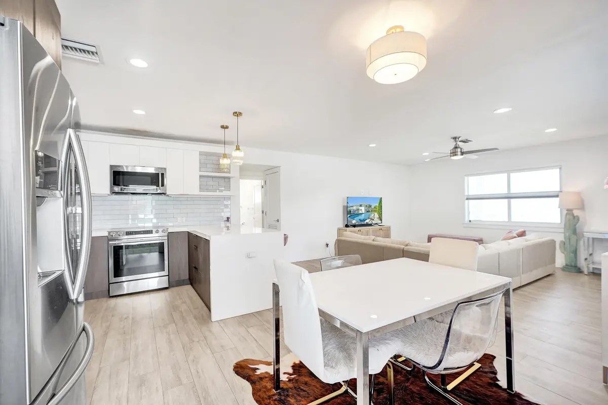 DSC00839 at 2050 NE 39th Street 101, Fort Lauderdale