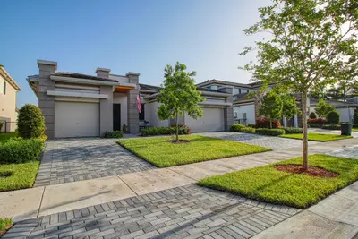 10715 Moore Drive, Parkland – sold
