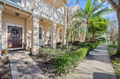 335 E Thatch Palm Circle 104, Jupiter – Condominium for sale