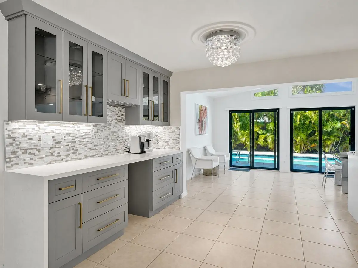 Open Kitchen Coffee Bar Dining View at 5251 NE 26th Avenue, Fort Lauderdale