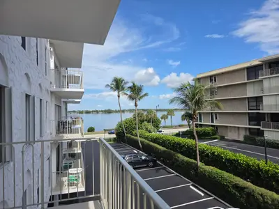 3230 S Ocean Boulevard C205, Palm Beach – leased